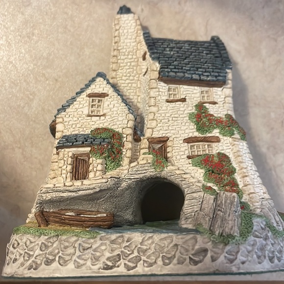 David Winter Cottages Set of 3 - Picture 10 of 15